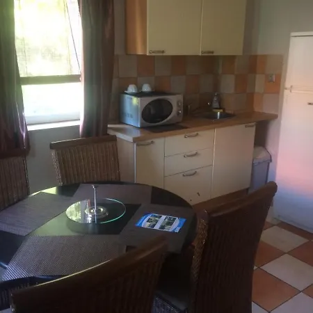 Panzio Bed and Breakfast Tata