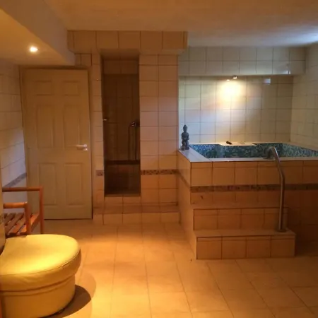 Panzio Bed and Breakfast 3*