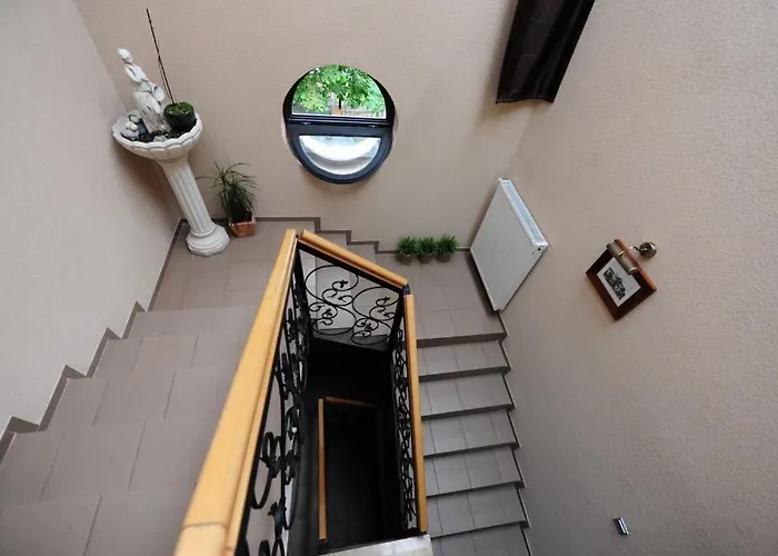 Panzio Bed & Breakfast Tata